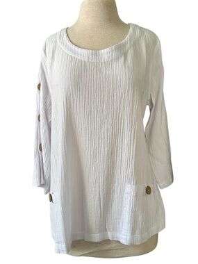 NWT Focus White Button-Accent Women's Cotton Waffle Top